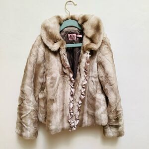 JUICY COUTURE FAUX FUR JACKET SIZE 8 
GIRLS COAT NEW WITH TAGS